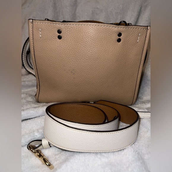 Coach rogue 25 (read description) - Picture 1 of 12